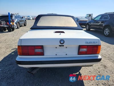 Zdjęcie 6 z 11 samochodu: 1991 BMW 325 IC VIN:WBABB1311MEC04845 - miniatura