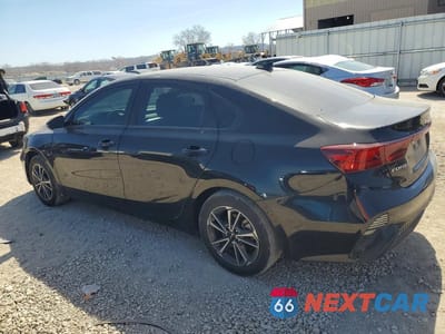 Drugie zdjęcie samochodu z przodu: 2023 KIA FORTE LXS VIN:3KPF24AD7PE658249 - miniatura