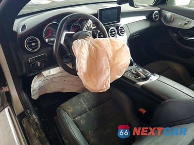 Zdjęcie 8 z 11 samochodu: 2018 MERCEDES-BENZ C 43 4MATIC AMG VIN:WDDWK6EB7JF707053 - miniatura