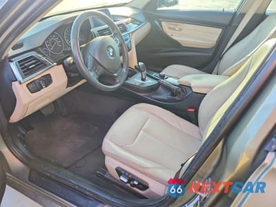 Zdjęcie 7 z 11 samochodu: 2017 BMW 320 I VIN:WBA8E1G58HNU13968 - miniatura