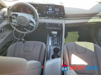 Zdjęcie 8 z 12 samochodu: 2022 HYUNDAI ELANTRA VIN:KMHLM4AG0NU216429 - miniatura