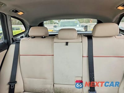 Zdjęcie 10 z 12 samochodu: 2015 BMW X1 SDRIVE28I VIN:WBAVM1C57FV498973 - miniatura