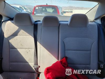 Zdjęcie 10 z 14 samochodu: 2019 HYUNDAI ELANTRA SE VIN:KMHD74LF6KU754435 - miniatura