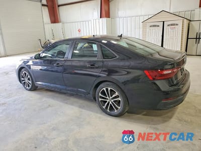 Drugie zdjęcie samochodu z przodu: 2024 VOLKSWAGEN JETTA SPORT VIN:3VWBM7BU0RM029172 - miniatura