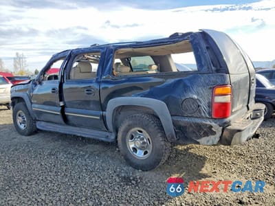 Drugie zdjęcie samochodu z przodu: 2000 CHEVROLET SUBURBAN K2500 VIN:3GNGK26UXYG223384 - miniatura