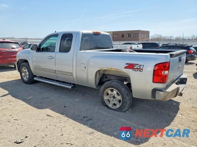 Drugie zdjęcie samochodu z przodu: 2013 CHEVROLET SILVERADO K1500 LT VIN:1GCRKSE74DZ106116 - miniatura