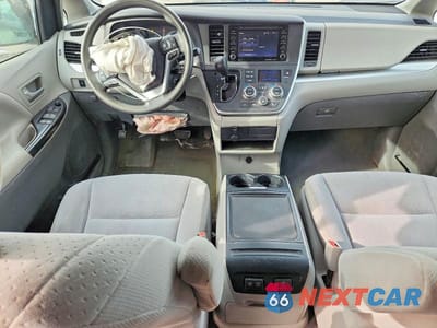Zdjęcie 8 z 14 samochodu: 2020 TOYOTA SIENNA LE 7-PASSENGER VIN:5TDJZ3DC9LS241041 - miniatura