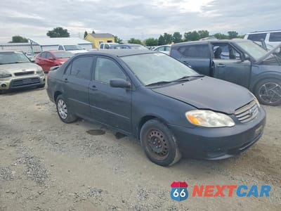 Czwarte zdjęcie samochodu z boku: 2004 TOYOTA COROLLA LE VIN:1NXBR32E24Z287585 - miniatura