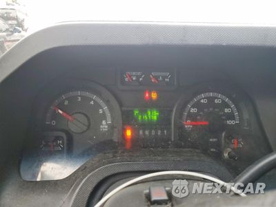 Zdjęcie 9 z 12 samochodu: 2014 FORD E250 UTILITY / SERVICE VAN VIN:1FTNE2EW0EDA13668 - miniatura
