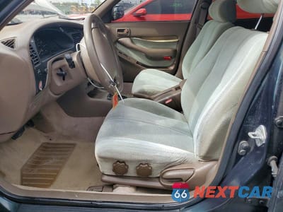 Zdjęcie 7 z 11 samochodu: 1993 TOYOTA CAMRY LE VIN:4T1SK12E8PU323597 - miniatura