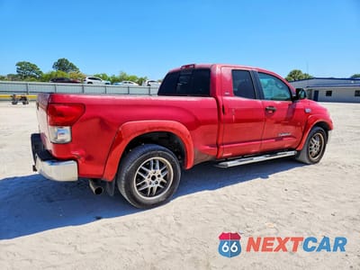 Trzecie zdjęcie samochodu z tyłu: 2008 TOYOTA TUNDRA SR5 VIN:5TBRV54118S481600 - miniatura