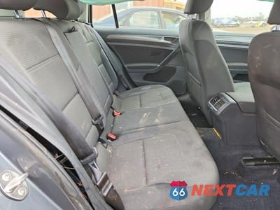 Zdjęcie 10 z 12 samochodu: 2018 VOLKSWAGEN GOLF SPORTWAGEN S VIN:3VWD17AU7JM756462 - miniatura