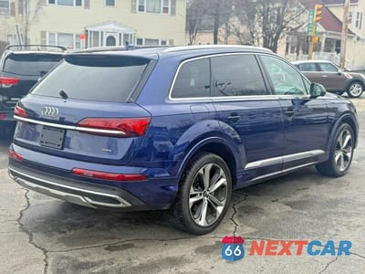 Trzecie zdjęcie samochodu z tyłu: 2021 AUDI Q7 PREMIUM PLUS VIN:WA1LXAF72MD014929 - miniatura