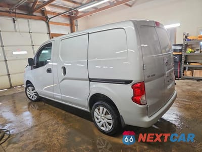 Drugie zdjęcie samochodu z przodu: 2017 NISSAN NV200 SV VIN:3N6CM0KN8HK713160 - miniatura