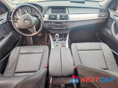 Zdjęcie 8 z 12 samochodu: 2012 BMW X5 XDRIVE35I VIN:5UXZV4C53CL752803 - miniatura