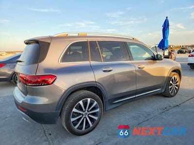 Trzecie zdjęcie samochodu z tyłu: 2023 MERCEDES-BENZ GLB 250 VIN:W1N4M4GB6PW326549 - miniatura