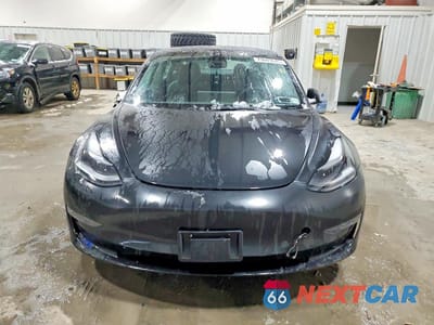 Piąte zdjęcie samochodu w środku: 2022 TESLA MODEL 3 VIN:5YJ3E1EBXNF288522 - miniatura