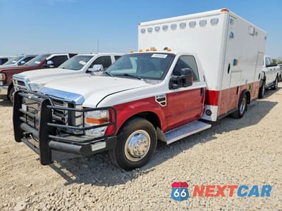 2010 FORD F350 SUPER DUTY AMBULANCE 1FDWF3GR0AEB39706 - główne zdjęcie licytacji z USA - miniatura