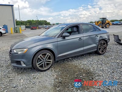 2017 AUDI A3 PREMIUM WAUAUGFF3H1052318 - główne zdjęcie licytacji z USA - miniatura