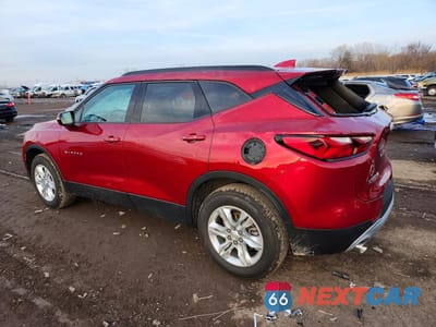 Drugie zdjęcie samochodu z przodu: 2021 CHEVROLET BLAZER 2LT VIN:3GNKBHRS5MS562522 - miniatura