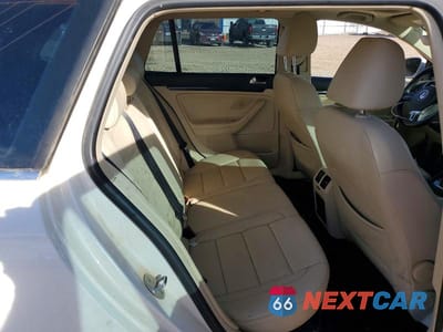 Zdjęcie 11 z 13 samochodu: 2013 VOLKSWAGEN JETTA TDI VIN:3VWPL7AJ9DM691678 - miniatura