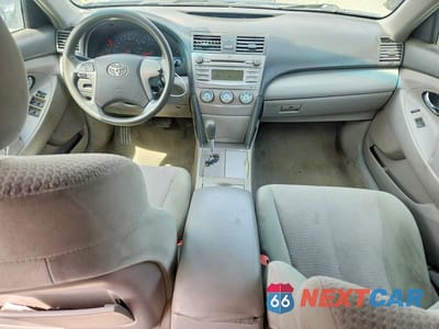 Zdjęcie 8 z 11 samochodu: 2010 TOYOTA CAMRY LE VIN:4T4BF3EK1AR014245 - miniatura