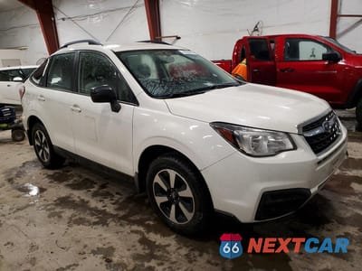 Czwarte zdjęcie samochodu z boku: 2017 SUBARU FORESTER 2.5I VIN:JF2SJABC8HH463246 - miniatura