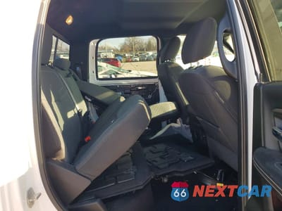 Zdjęcie 10 z 13 samochodu: 2023 RAM TRUCKS 1500 CLASSIC SLT VIN:1C6RR7LG9PS548146 - miniatura
