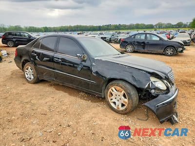 Czwarte zdjęcie samochodu z boku: 2003 MERCEDES-BENZ E 320 VIN:WDBUF65J23A083772 - miniatura