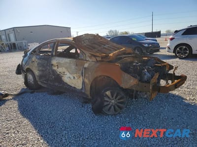 Czwarte zdjęcie samochodu z boku: 2017 HYUNDAI SONATA HYBRID SE VIN:KMHE24L31HA067589 - miniatura