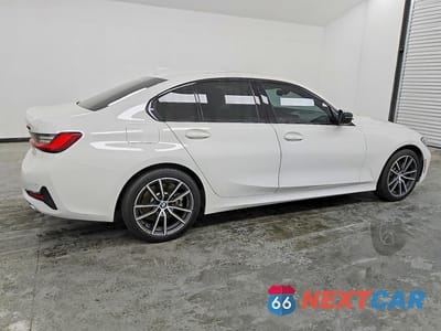 Trzecie zdjęcie samochodu z tyłu: 2020 BMW 330I VIN:3MW5R1J02L8B35035 - miniatura