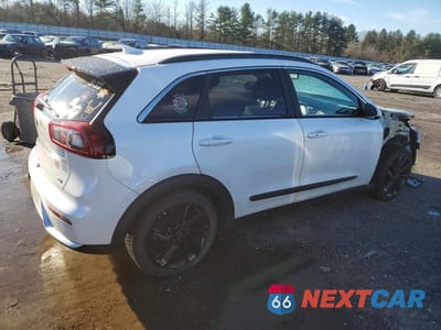 Trzecie zdjęcie samochodu z tyłu: 2019 KIA NIRO S TOURING VIN:KNDCC3LC3K5253251 - miniatura