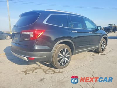 Trzecie zdjęcie samochodu z tyłu: 2022 HONDA PILOT ELITE VIN:5FNYF6H08NB079922 - miniatura