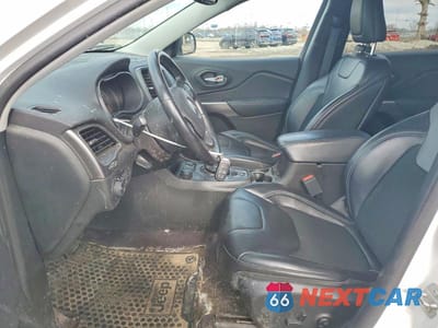 Zdjęcie 7 z 13 samochodu: 2019 JEEP CHEROKEE LATITUDE PLUS VIN:1C4PJMLN0KD134013 - miniatura