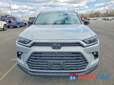 Piąte zdjęcie samochodu w środku: 2025 TOYOTA GRAND HIGHLANDER HYBRID NIGHTSHADE VIN:5TDACAB53SS055911 - miniatura