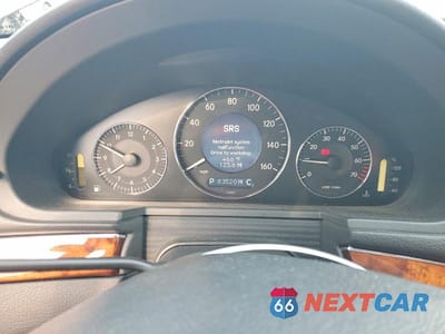 Zdjęcie 9 z 11 samochodu: 2006 MERCEDES-BENZ E 350 VIN:WDBUF56J76A792341 - miniatura