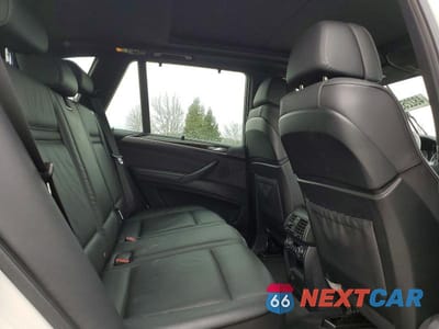 Zdjęcie 11 z 12 samochodu: 2013 BMW X5 XDRIVE50I VIN:5UXZV8C51D0C17255 - miniatura