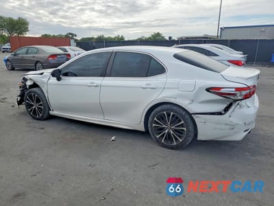 Drugie zdjęcie samochodu z przodu: 2018 TOYOTA CAMRY LE VIN:4T1B11HK0JU569891 - miniatura