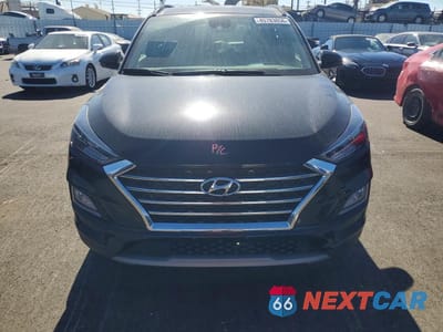 Piąte zdjęcie samochodu w środku: 2019 HYUNDAI TUCSON ULTIMATE VIN:KM8J3CAL0KU994954 - miniatura