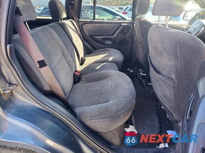 Zdjęcie 11 z 13 samochodu: 2001 JEEP GRAND CHEROKEE LAREDO VIN:1J4GW48S11C700338 - miniatura