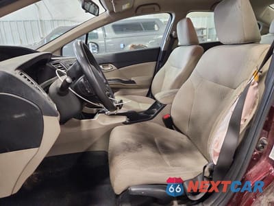 Zdjęcie 7 z 11 samochodu: 2015 HONDA CIVIC LX VIN:19XFB2F50FE093041 - miniatura