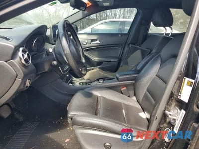 Zdjęcie 7 z 11 samochodu: 2018 MERCEDES-BENZ GLA 250 VIN:WDCTG4EB7JJ518252 - miniatura