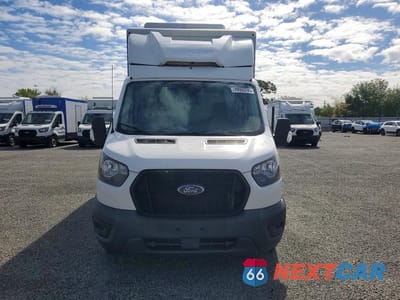 Piąte zdjęcie samochodu w środku: 2021 FORD TRANSIT DELIVERY TRUCK VIN:1FDBW5Z80MKA84405 - miniatura