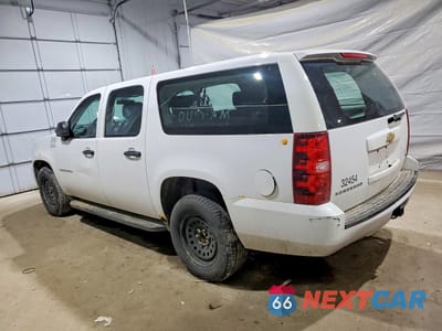 Drugie zdjęcie samochodu z przodu: 2011 CHEVROLET SUBURBAN C1500 VIN:1GNSC5E08BR301790 - miniatura