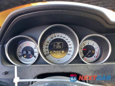 Zdjęcie 9 z 12 samochodu: 2012 MERCEDES-BENZ C 250 VIN:WDDGF4HBXCA656186 - miniatura