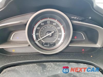 Zdjęcie 9 z 11 samochodu: 2015 MAZDA 3 SV VIN:JM1BM1T79F1246091 - miniatura