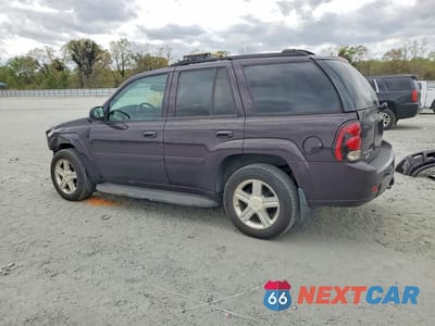 Drugie zdjęcie samochodu z przodu: 2008 CHEVROLET TRAILBLAZER LS VIN:1GNDT13SX82172474 - miniatura