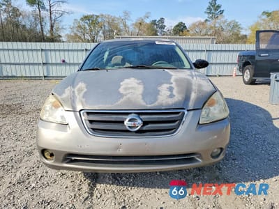 Piąte zdjęcie samochodu w środku: 2003 NISSAN ALTIMA 2.5 VIN:1N4AL11D53C174433 - miniatura