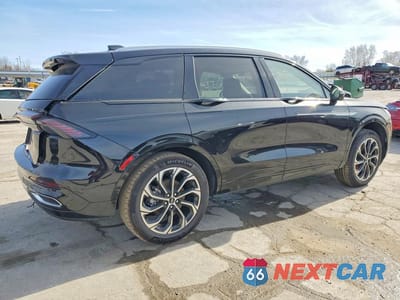 Trzecie zdjęcie samochodu z tyłu: 2025 LINCOLN NAUTILUS RESERVE VIN:5LMPJ8KA7SJ921458 - miniatura