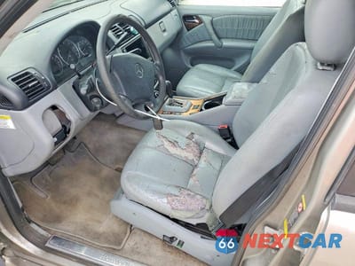 Zdjęcie 7 z 11 samochodu: 2005 MERCEDES-BENZ ML 500 VIN:4JGAB75E05A568371 - miniatura